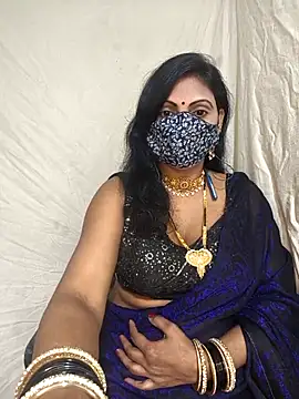 Snapshot of Lovely12streaming chatting on October 2025 08:00:01 PM Lovely12streaming online show from October 2025 08:00:01 PM