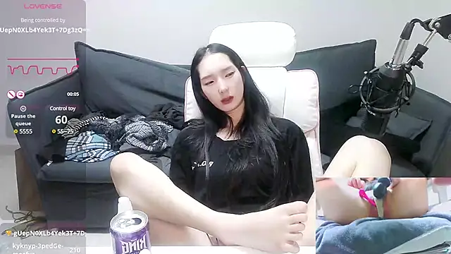 meow S2 online show from December 2024 10:17:02 AM