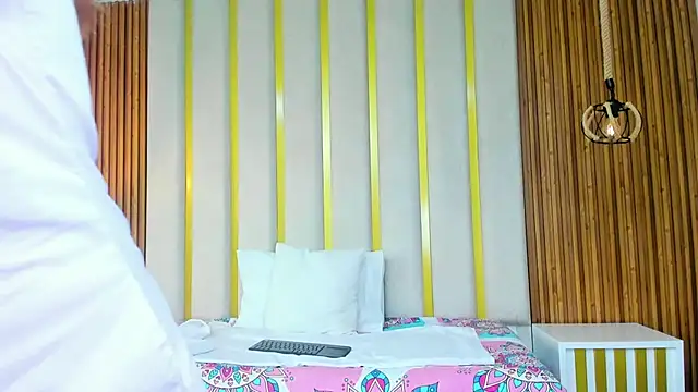 love mommy online show from January 2026 08:15:02 PM