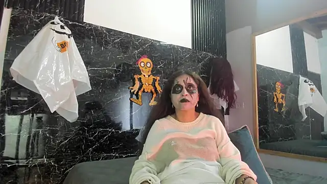 Yaya    11 online show from November 2025 04:52:02 AM