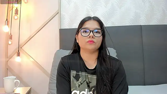 SophieHarris  online show from March 2026 06:23:02 PM