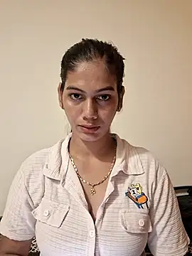 Garima G online show from April 2026 04:55:02 PM