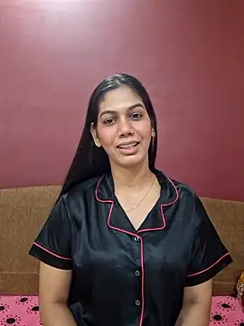 Garima G online show from November 2025 05:34:01 PM