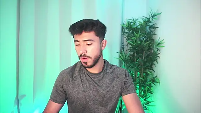 dam0n fr0st online show from May 2026 06:55:02 PM