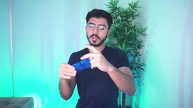 dam0n fr0st online show from December 2025 07:48:01 PM