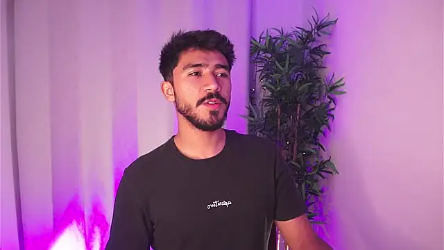 dam0n fr0st online show from April 2026 08:32:02 PM