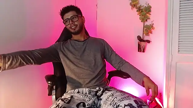 Colby brown03 online show from October 2025 07:02:02 PM