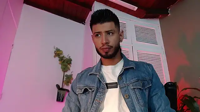 Colby brown03 online show from November 2025 07:25:01 PM