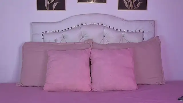 AnneGagner online show from September 2025 11:54:02 PM