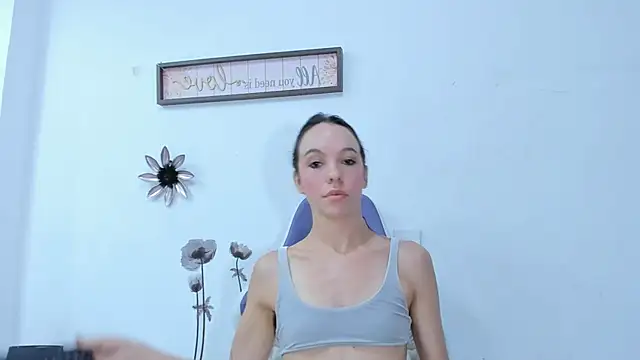 AnneGagner online show from January 2025 09:00:02 PM