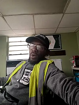 Snapshot of Txdarkmeat74 chatting on February 2026 06:19:02 PM Txdarkmeat74 online show from February 2026 06:19:02 PM