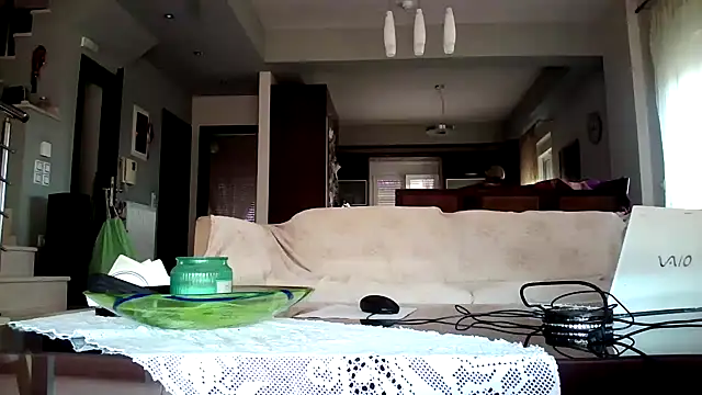 Kalia Cross online show from November 2025 06:50:01 AM