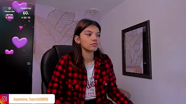 Snapshot of JasmineHarris chatting on March 2025 12:02:02 PM JasmineHarris online show from March 2025 12:02:02 PM