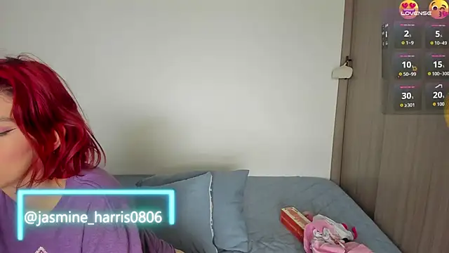Snapshot of JasmineHarris chatting on October 2025 12:39:01 PM JasmineHarris online show from October 2025 12:39:01 PM