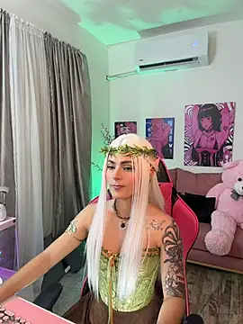 Snapshot of annieesweett chatting on June 2026 09:48:01 PM annieesweett online show from June 2026 09:48:01 PM