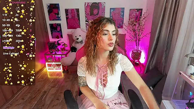 Snapshot of annieesweett chatting on July 2026 07:47:02 PM annieesweett online show from July 2026 07:47:02 PM