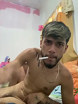 Rouuus12 online show from February 2026 02:37:02 PM