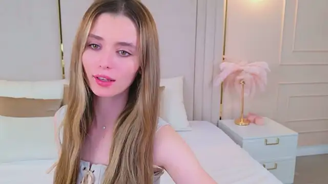 MarybethSnow online show from November 2025 05:13:02 PM