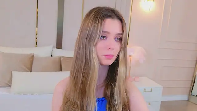 MarybethSnow online show from December 2025 05:11:01 PM