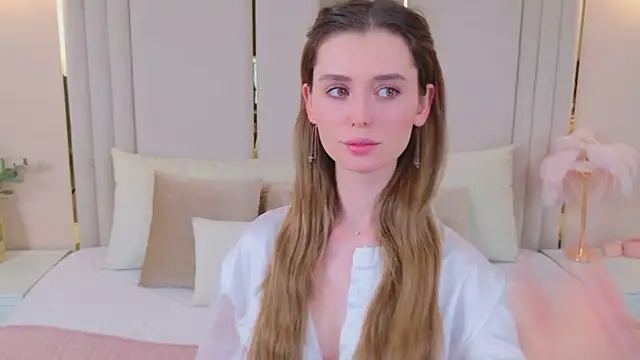 MarybethSnow online show from February 2026 05:12:02 PM