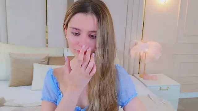 MarybethSnow online show from December 2025 05:14:02 PM