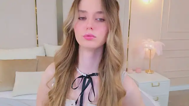 MarybethSnow online show from April 2026 05:19:01 PM