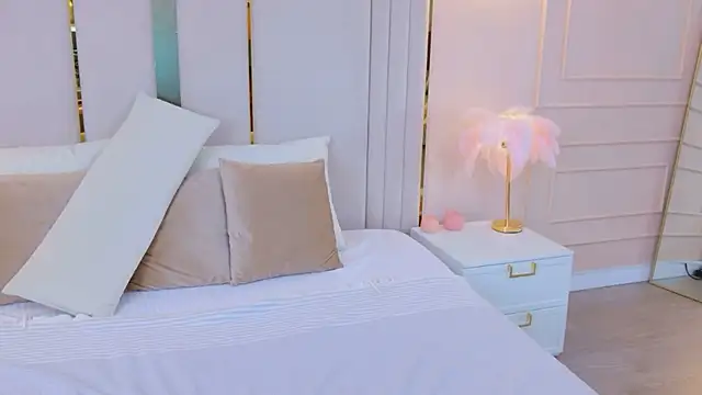 MarybethSnow online show from April 2026 05:08:01 PM