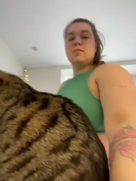 SuzieMurray online show from April 2026 09:15:02 AM