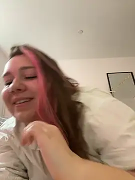 SuzieMurray online show from October 2025 10:17:01 AM