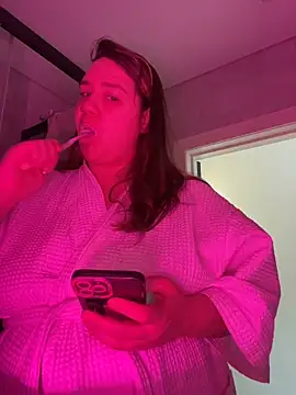 Snapshot of SuzieMurray chatting on February 2026 08:14:02 AM SuzieMurray online show from February 2026 08:14:02 AM