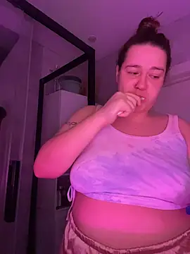 SuzieMurray online show from November 2025 07:19:02 AM