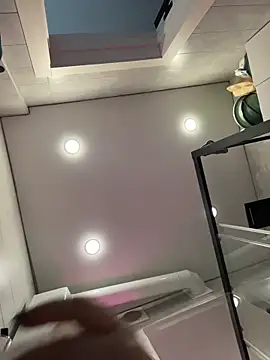 Snapshot of SuzieMurray chatting on March 2026 08:11:01 AM SuzieMurray online show from March 2026 08:11:01 AM