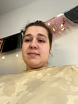 SuzieMurray online show from October 2025 10:14:02 AM