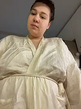 SuzieMurray online show from December 2025 07:18:01 AM