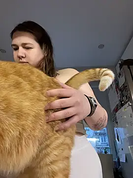 SuzieMurray online show from November 2025 07:09:01 AM