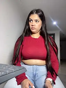 kimberlyhills1 online show from March 2025 03:47:01 AM