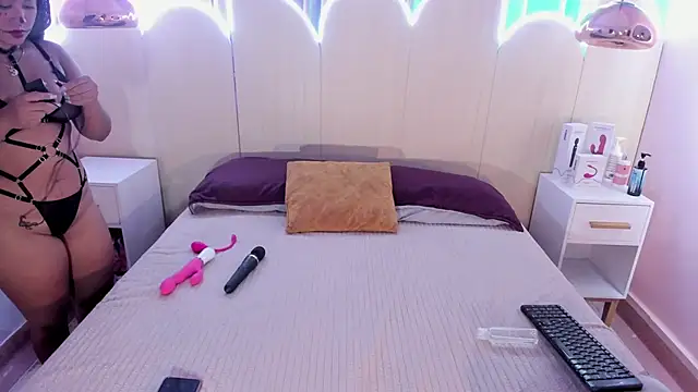 Snapshot of Laurentdupont04 chatting on November 2025 03:11:02 AM Laurentdupont04 online show from November 2025 03:11:02 AM