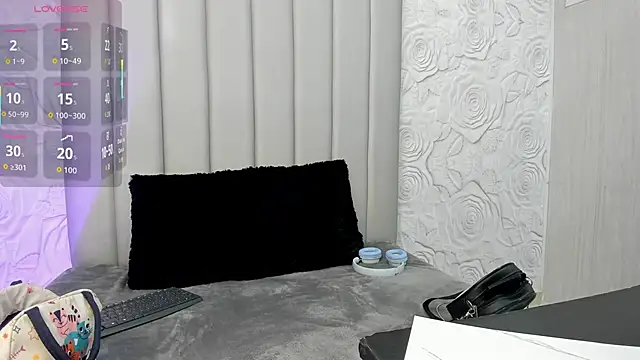 Snapshot of AlexaFoxy18 chatting on February 2026 07:27:01 AM AlexaFoxy18 online show from February 2026 07:27:01 AM