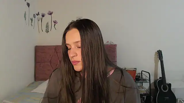 Snapshot of Serenity chatting on February 2026 01:05:02 AM Serenity online show from February 2026 01:05:02 AM