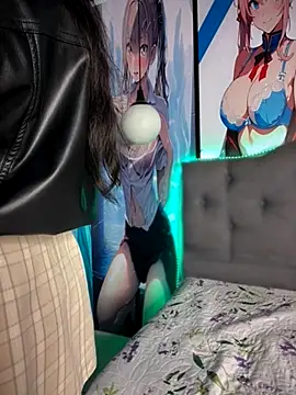 Im Little online show from November 2025 03:20:01 AM