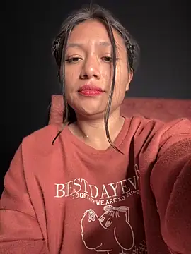 Im Little online show from February 2025 06:32:02 AM