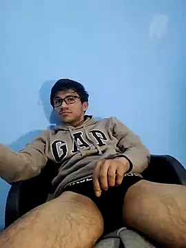 Snapshot of charlesss19 chatting on March 2025 06:03:01 PM charlesss19 online show from March 2025 06:03:01 PM