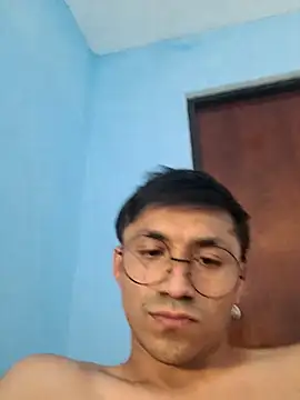 Snapshot of charlesss19 chatting on November 2025 10:46:02 PM charlesss19 online show from November 2025 10:46:02 PM