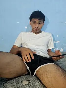 Snapshot of charlesss19 chatting on November 2025 06:11:01 PM charlesss19 online show from November 2025 06:11:01 PM