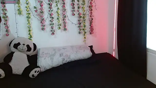 Shenna brunette  online show from October 2025 08:42:01 PM