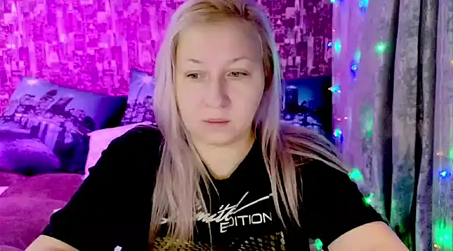 sarakatherin online show from December 2024 03:29:02 AM