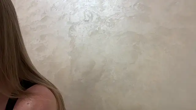 Snapshot of CaitlinaJayne23 chatting on November 2025 04:50:02 PM CaitlinaJayne23 online show from November 2025 04:50:02 PM