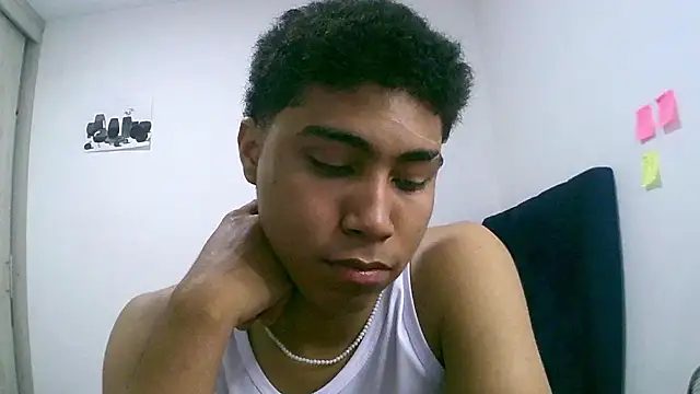 sexy diamante  online show from February 2026 01:29:01 AM