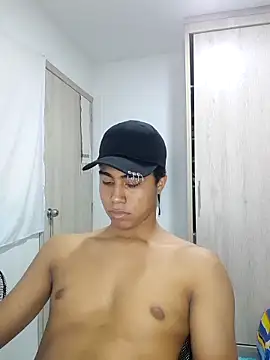 sexy diamante  online show from February 2026 06:18:02 PM