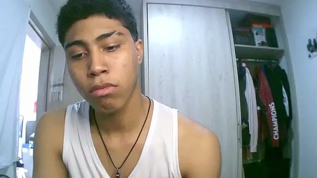 sexy diamante  online show from February 2026 06:16:01 PM